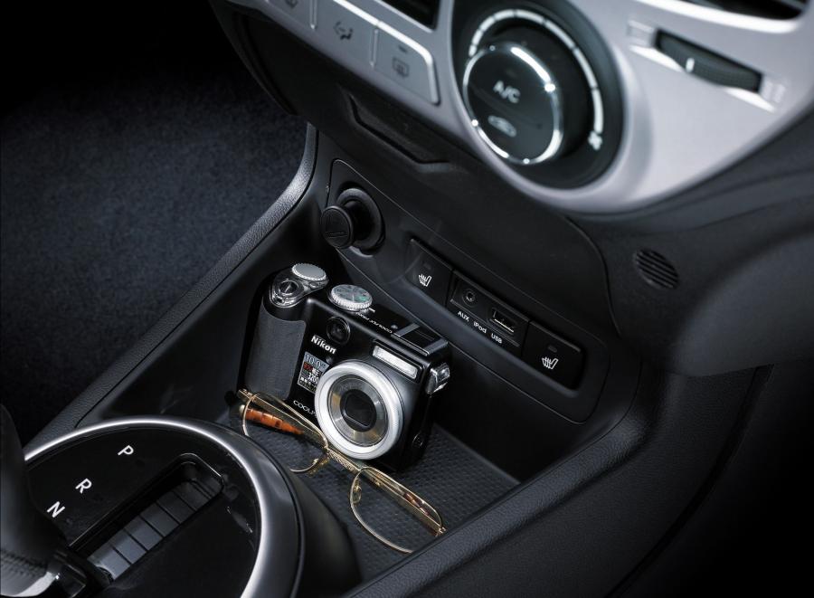 Hyundai i20 5-Door 2009 года  (фото 18 из 53)